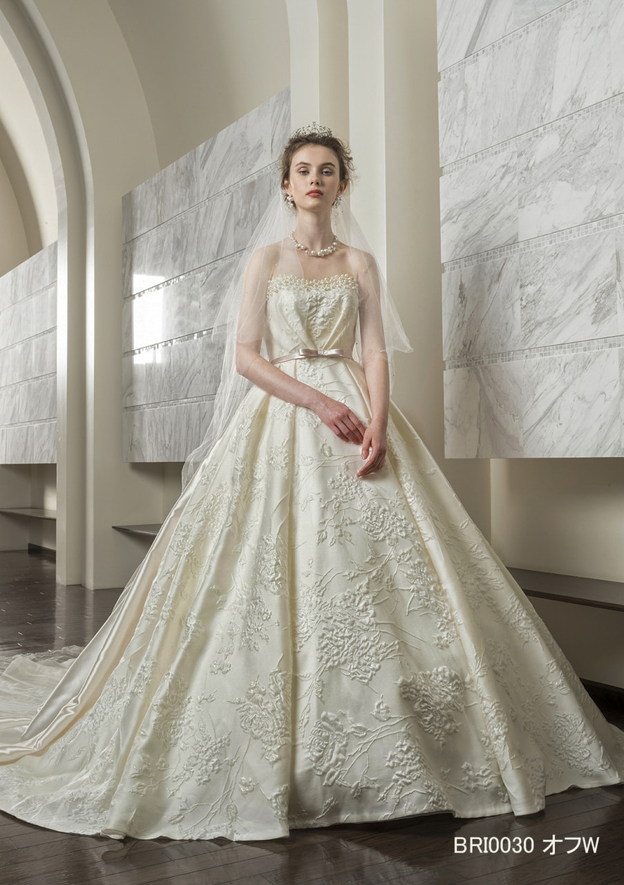 あらゆる式服の貸衣裳専門店 花古賀 佐賀,大川,柳川,福岡 衣裳一覧ドレスフィーノ